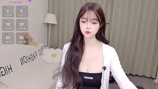 uikyy1's Live XXX Chat