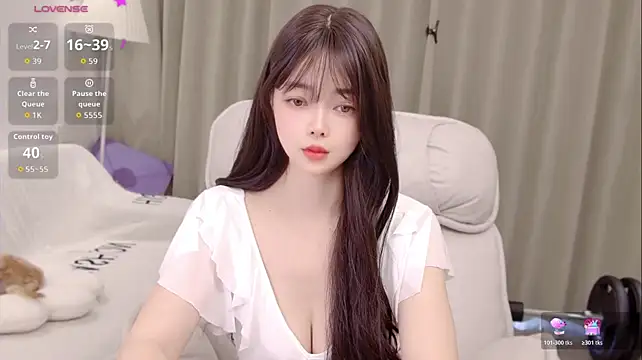 uikyy1's Live XXX Chat