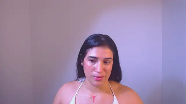 shyness_alice's Live XXX Chat
