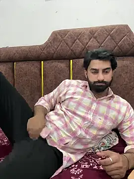 Royalboy_03's Webcam Show