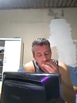 DanieL_22ko's Webcam Show