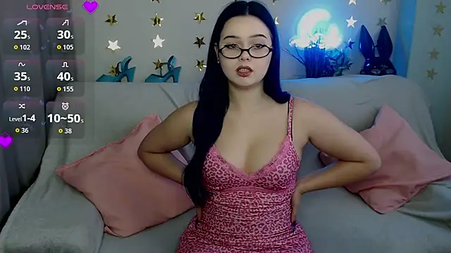LunaBlueB's Live XXX Chat