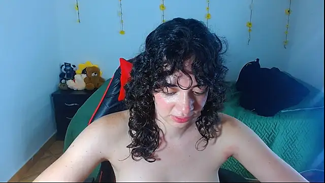 sajecrismaa's Live XXX Chat