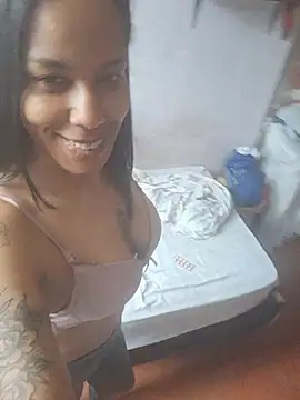 ebonylatinlust's Webcam Show