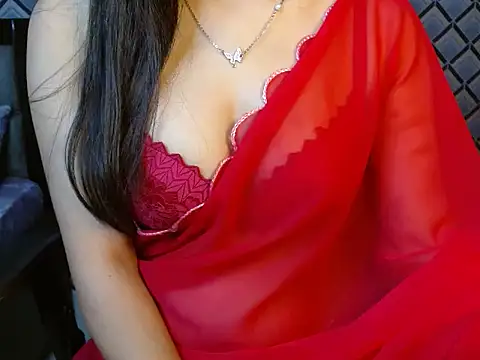 Evahhh4u 现场性爱视讯表演