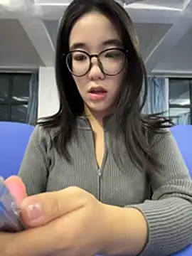 lucy-cat's Live XXX Chat