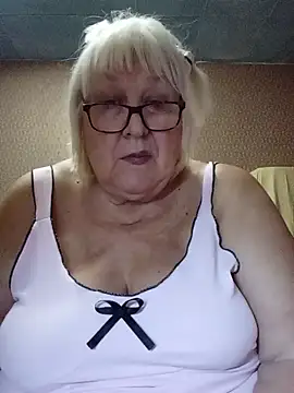 Alexia64231's Webcam Show