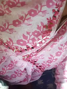 Bong_Puspa's Webcam Show
