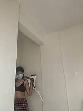 Shivani2002's Live XXX Chat