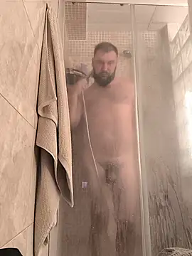 Ole_Plus' Live XXX Chat