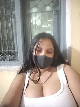 Lusty-radhika's Live XXX Chat