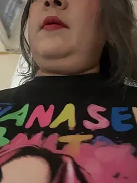 Lucy_Milf_474's Webcam Show