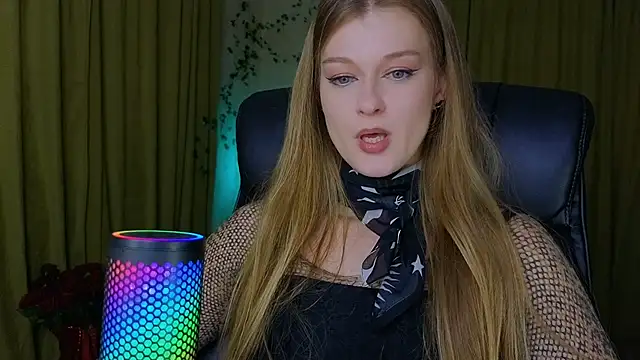 MysticVenus_'s Live XXX Chat