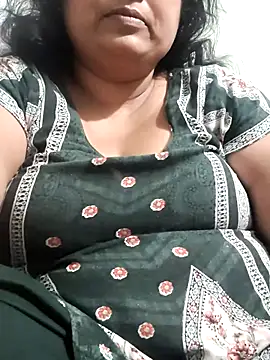 Hot_indian_Milf's Live XXX Chat