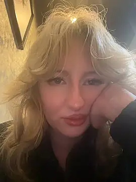 RonnieKiss' Webcam Show
