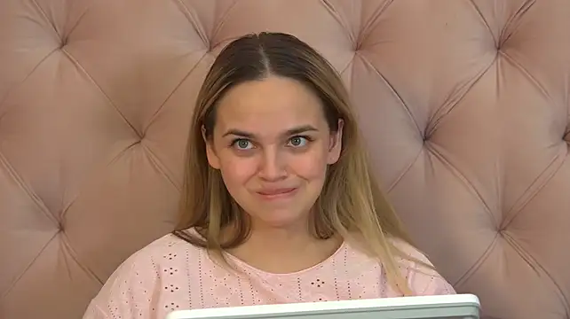 AnitaVenture's Live XXX Chat
