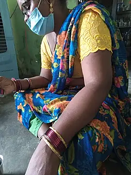Tamilselviroja-'s Webcam Show