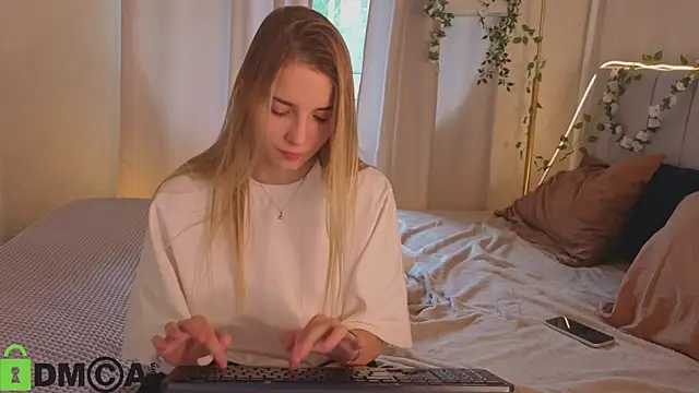 L1na_Reeds' Live XXX Chat