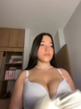 Nhefertary's Live XXX Chat