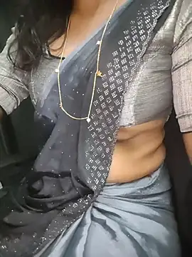Tamilmallu-duskygirl03's Live XXX Chat
