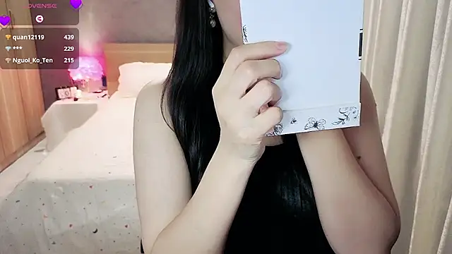 JENNIE-16 معاينة الغرفة النشطة