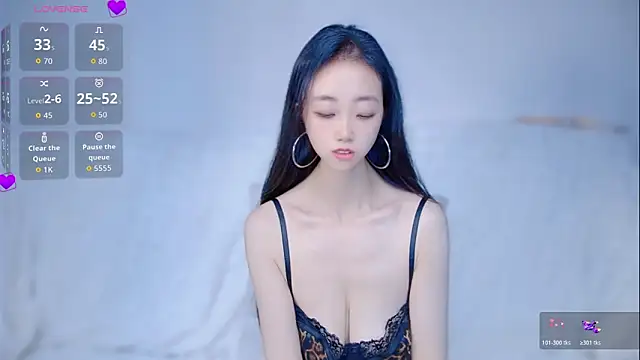 hyp0crite 现场性爱视讯表演