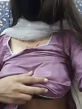Jyoti-Love-143's Webcam Show