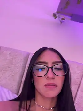 Im_sofiaaa's Live XXX Chat