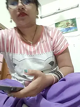 Heyy_Anshi's Webcam Show