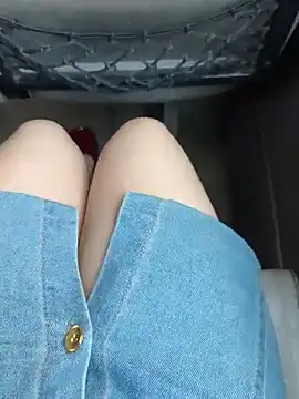 Mina-02's Webcam Show