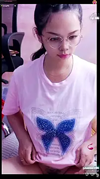 cutepets1's Live XXX Chat