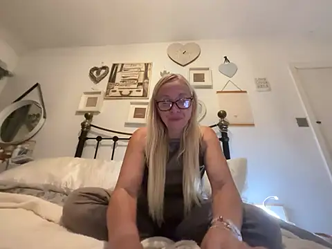 Ashti_Grace's Webcam Show