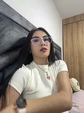 GalaBrown's Live XXX Chat