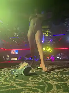 MadameMuse's Webcam Show