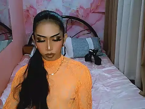LadyVexora_Fox's Webcam Show