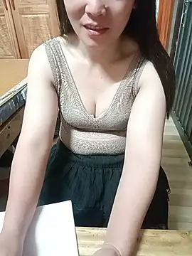 Fieng-cum's Live XXX Chat