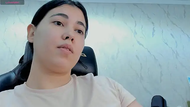 Diara_1an's Live XXX Chat
