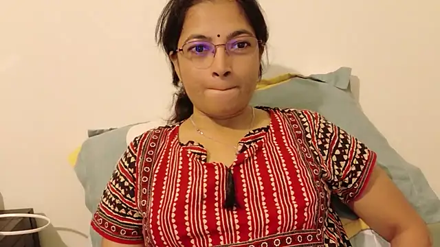 HairyMommy's Webcam Show