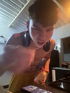 Handsome_boys69 现场性爱视讯表演