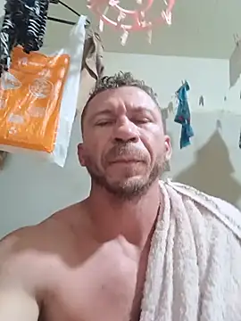 RobertoLuiz84's Webcam Show