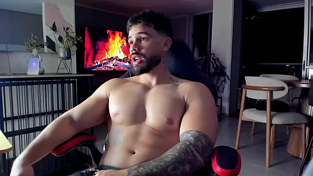 Valenthino_Salvatore's Webcam Show