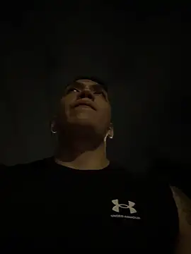 OliverWest04's Webcam Show