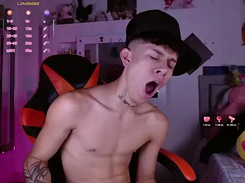 Jake_beach_'s Webcam Show