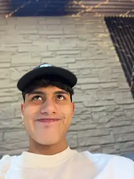 Lander_Cruz's Webcam Show