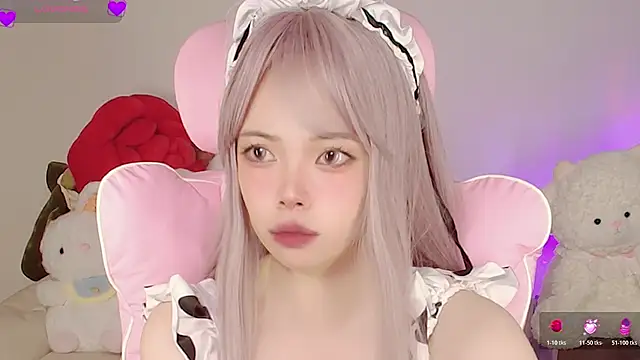 Miyeoonn 现场性爱视讯表演