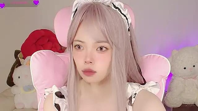 Miyeoonn 现场性爱视讯表演