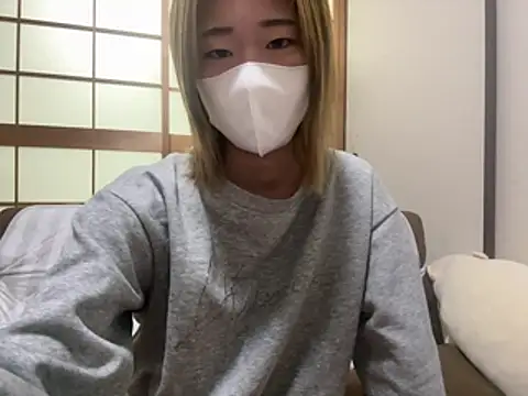 kuromi_chan_oo's Webcam Show