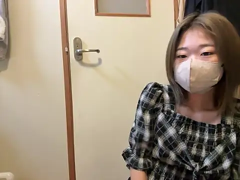 kuromi_chan_oo's Webcam Show