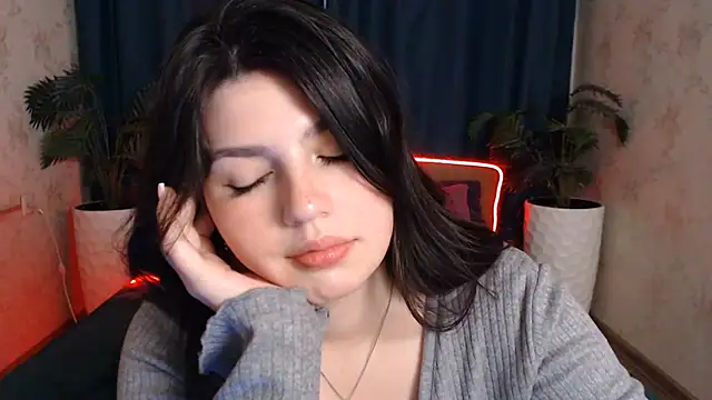 KisaModel's Live XXX Chat