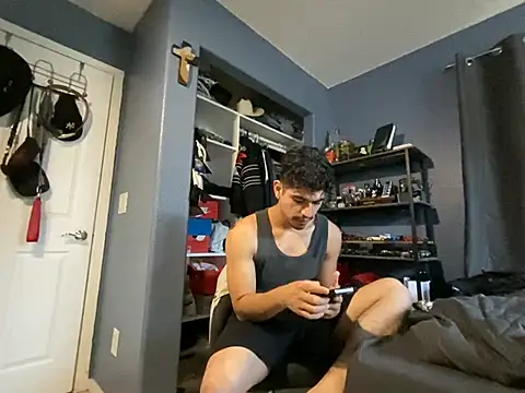 Masked-B01's Webcam Show